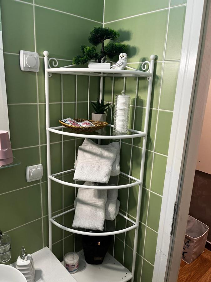 Apartman Studio Diamond Subotica Buitenkant foto