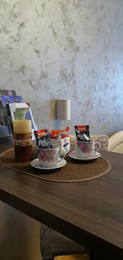 Apartman Studio Diamond Subotica Buitenkant foto